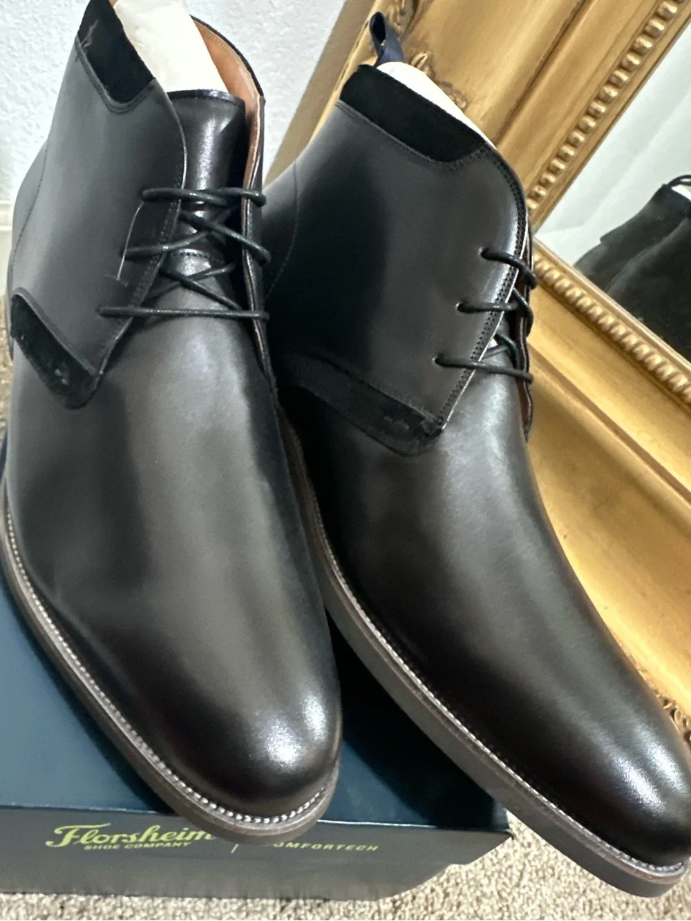 New In Box Florsheim Uptown Chukka Boots in Black Noir Size 13